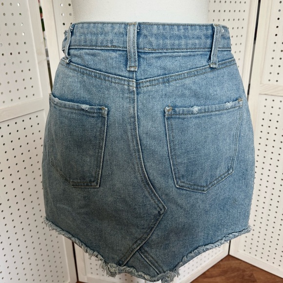 Dance&Marvel Mini Floral Embroidery Denim Skirt. Size small. - Picture 2 of 8